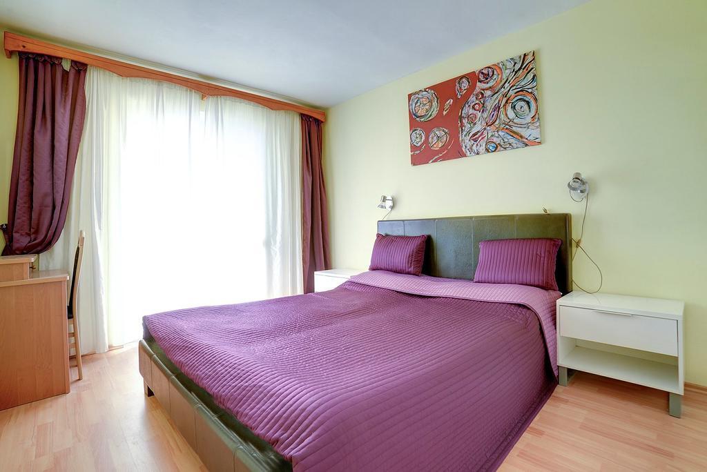 Apartments Tereza 1352 Pula Buitenkant foto